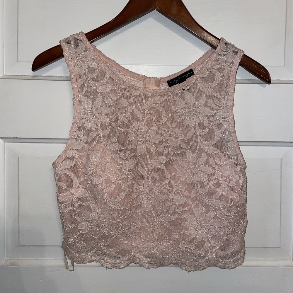 NWOT PRETTY!!! City of Triangles built in‎ bra Pink Halter top size 11